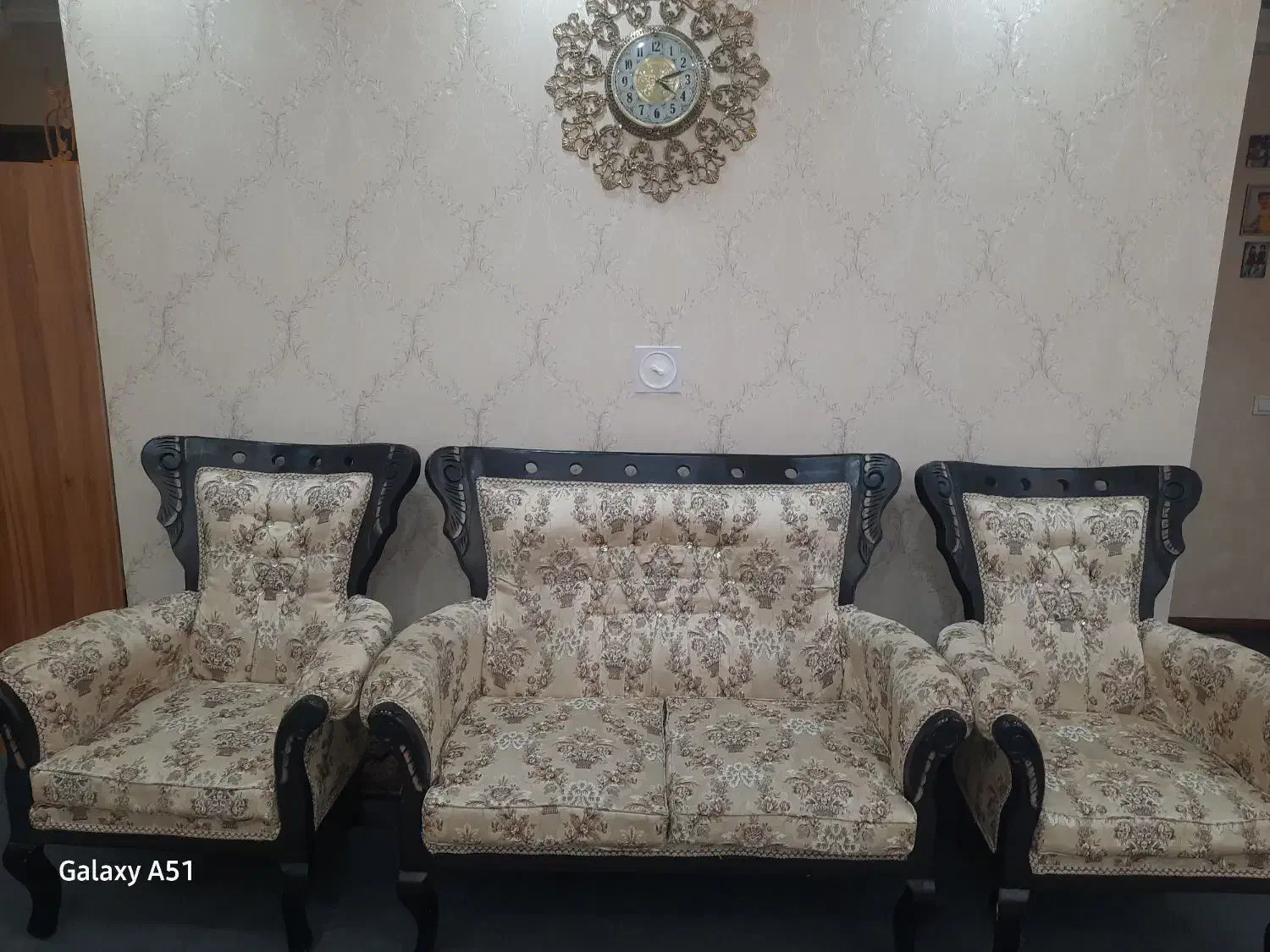 مبل سلطنتی|مبلمان خانگی و میز عسلی|ابهر, |دیوار