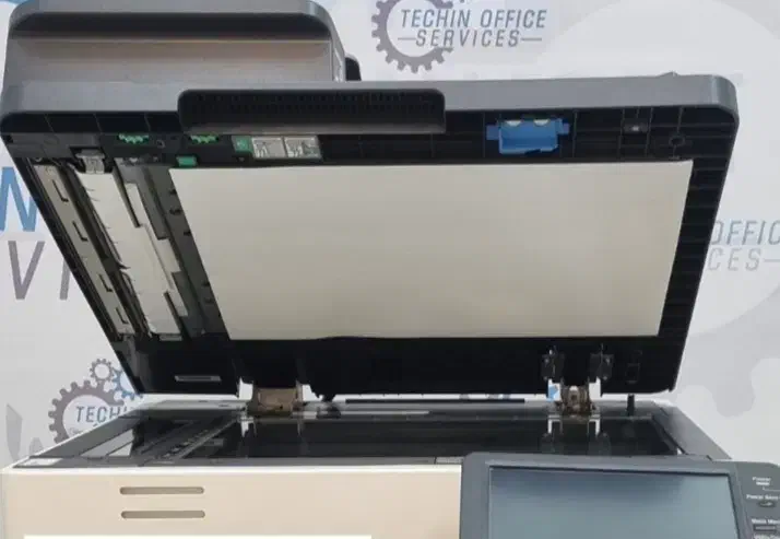 کپی رنگی کونیکا۴۵۲|پرینتر، اسکنر، کپی، فکس|کرمان, |دیوار