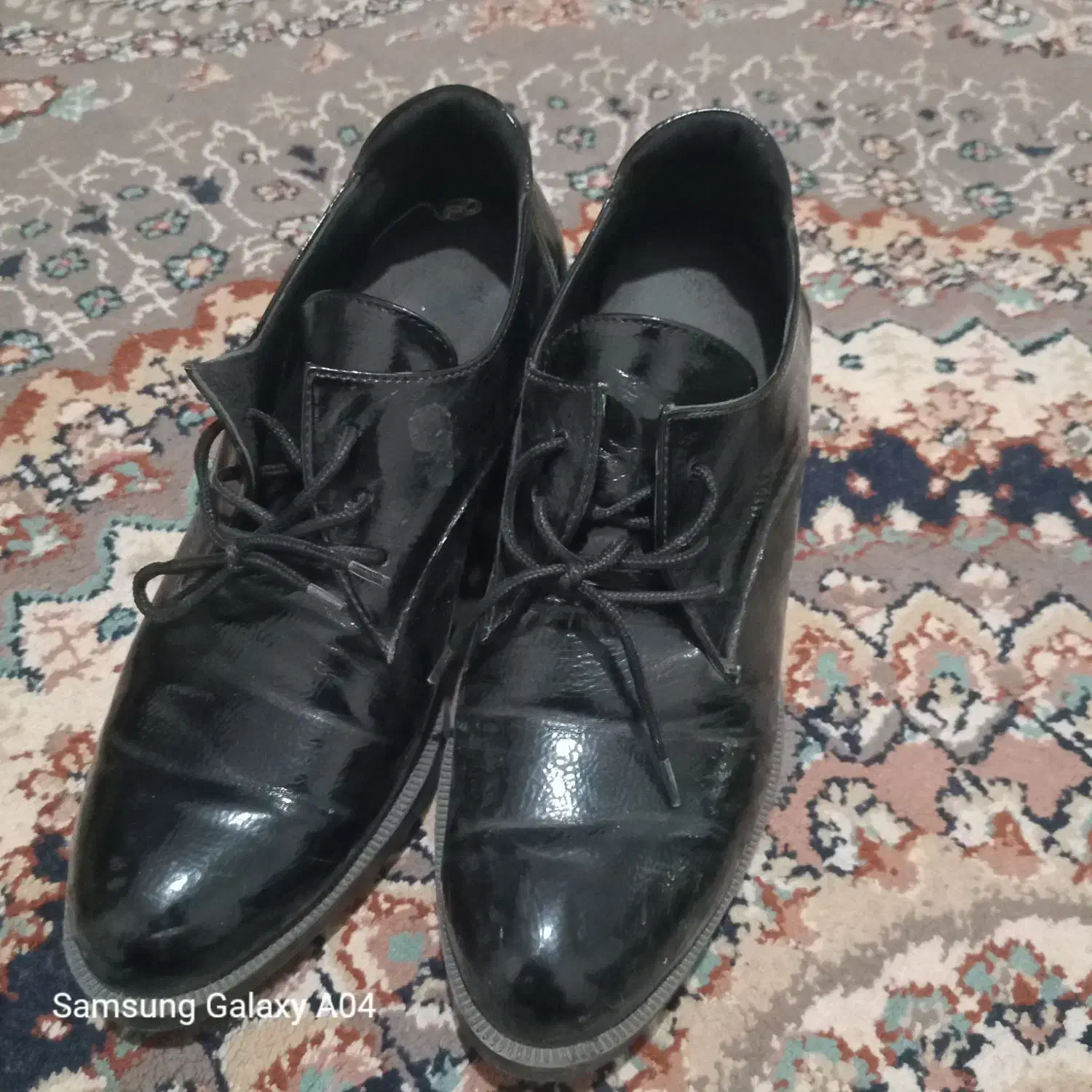 کفش|کیف، کفش، کمربند|کوهدشت, |دیوار