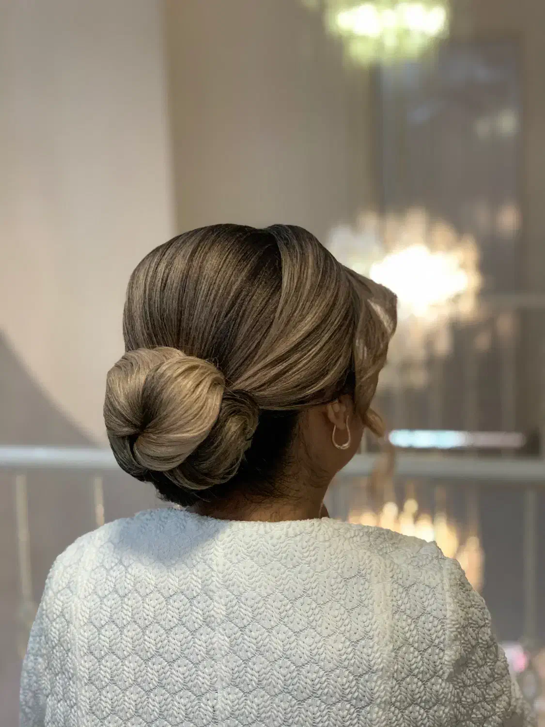 شینیون‌کار حرفه‌ای تخفیف ویژه برای مدل|خدمات آرایشگری و زیبایی|ورامین, ورامین|دیوار