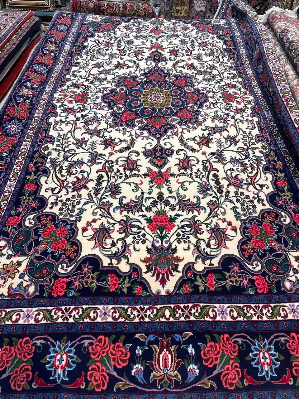 فرش دستباف بیجار|فرش|مشکین‌دشت, |دیوار