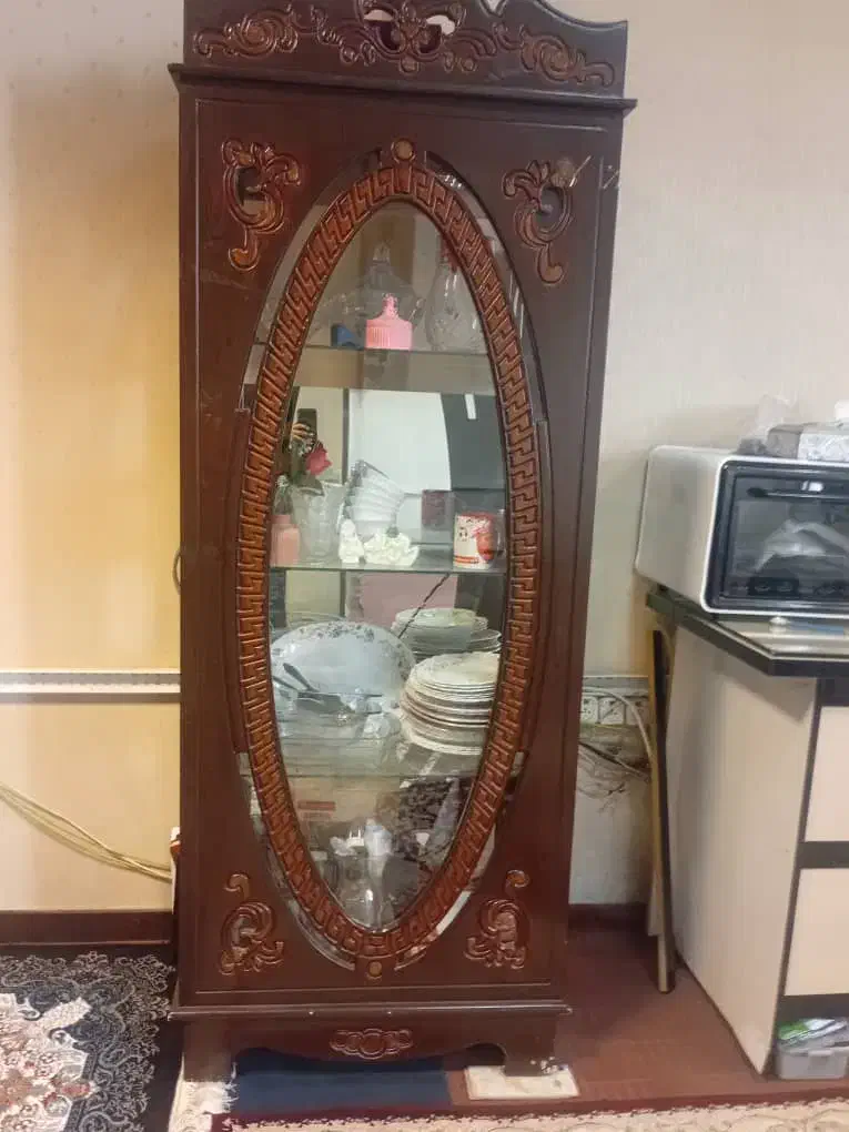 بوفه فقط شیشه پشتش شکسته.جا سیب پیازی ،جاکفشی|بوفه، ویترین، کنسول|میبد, |دیوار