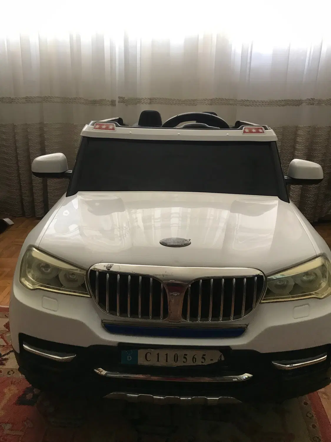 ماشین شارژی BMW در حد نو با لاستیک بادی|اسباببازی بچه|تهران, امانیه|دیوار
