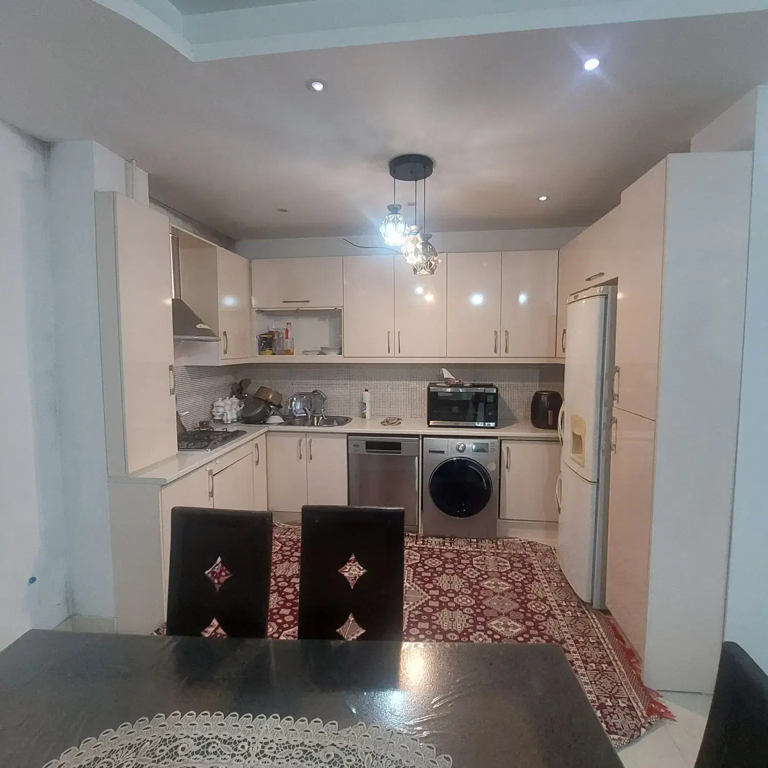 اجاره آپارتمان110متری/فول امکانات/خ رحمانی|اجارهٔ آپارتمان|آستارا, |دیوار