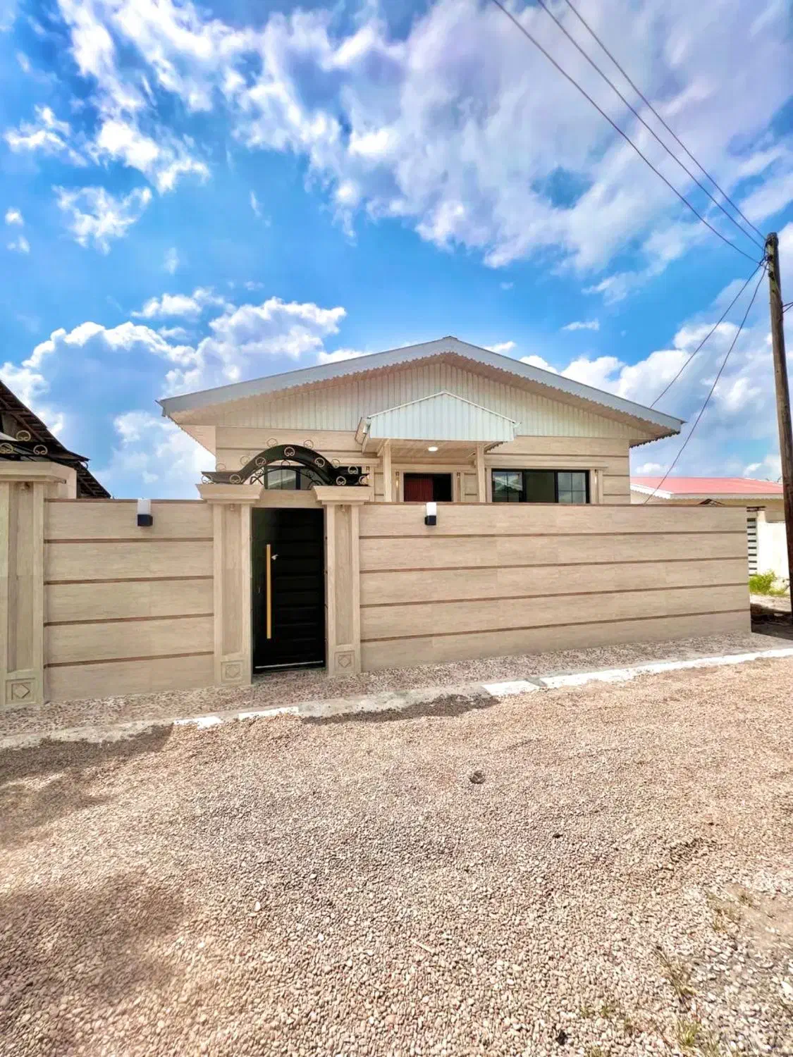 ویلای نوساز/سند دار/ لوکیشن بینظیر/نزدیک ساحل|فروش خانه و ویلا|رشت, بلوار گیلان|دیوار