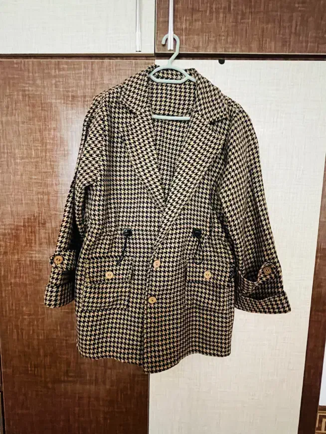 پالتو نو|لباس|یاسوج, |دیوار