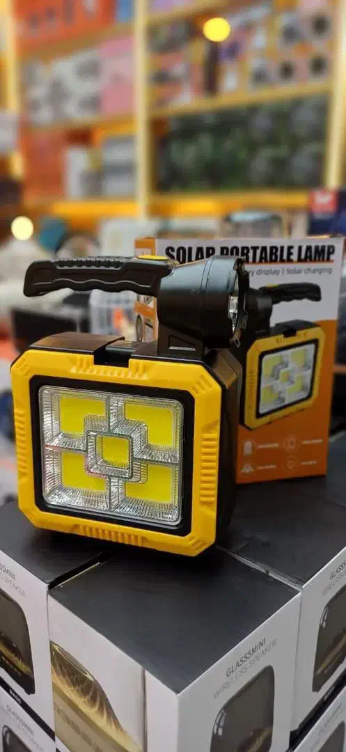 چراغ پروژکتور شارژی در ابعاد و طرح های مختلف|لامپ و چراغ|بندرعباس, |دیوار