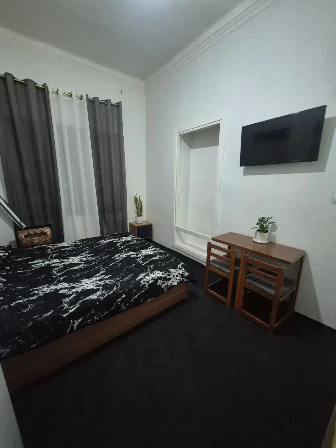 اجاره روزانه سوییت آپارتمان مرکز شهر میدان انقلاب|اجارهٔ کوتاهمدت آپارتمان و سوئیت|تهران, جمالزاده|دیوار