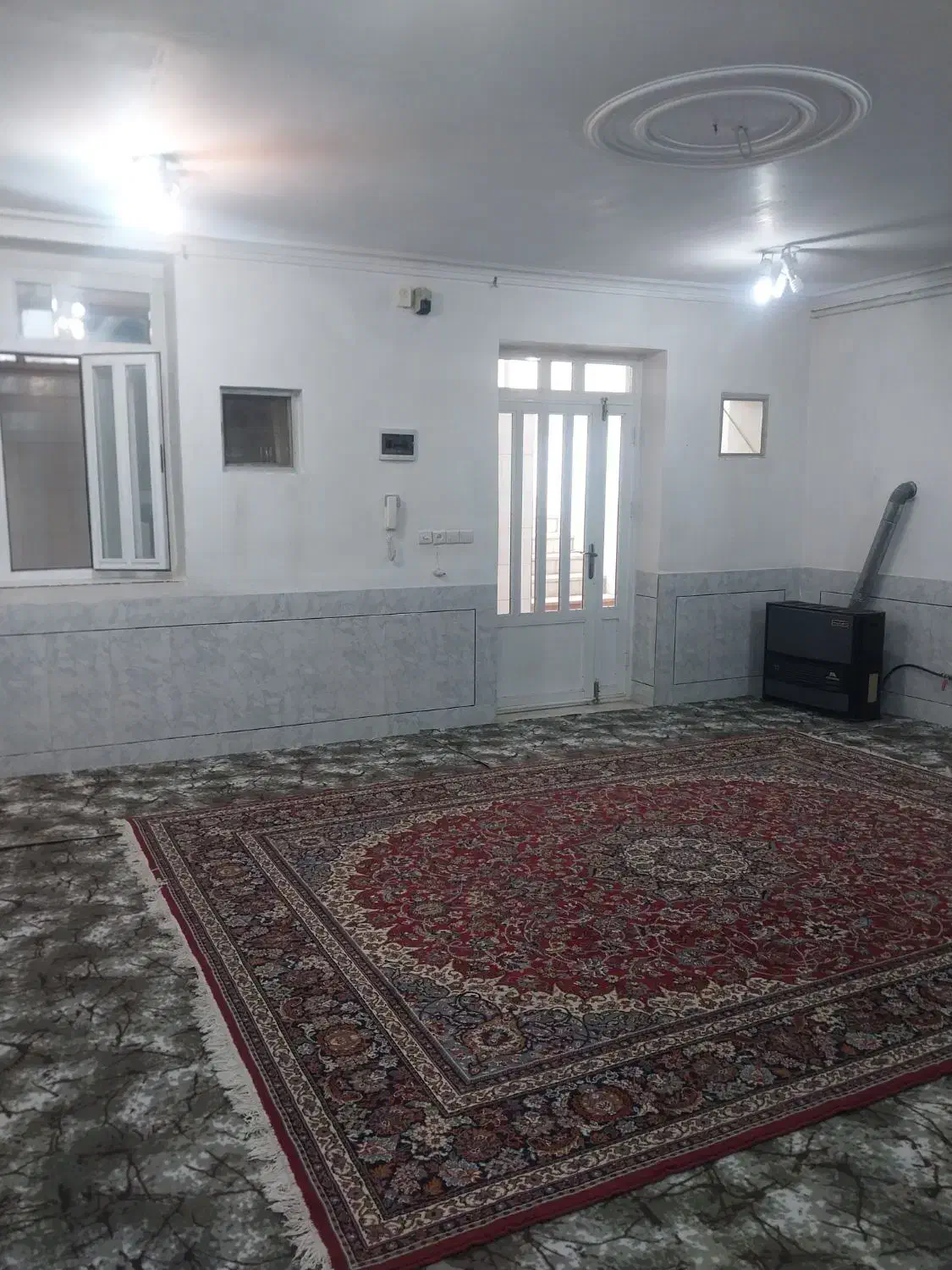 اجاره کوتاه مدت سوئیت  ومنزل|اجارهٔ کوتاه‌مدت آپارتمان و سوئیت|طبس, |دیوار