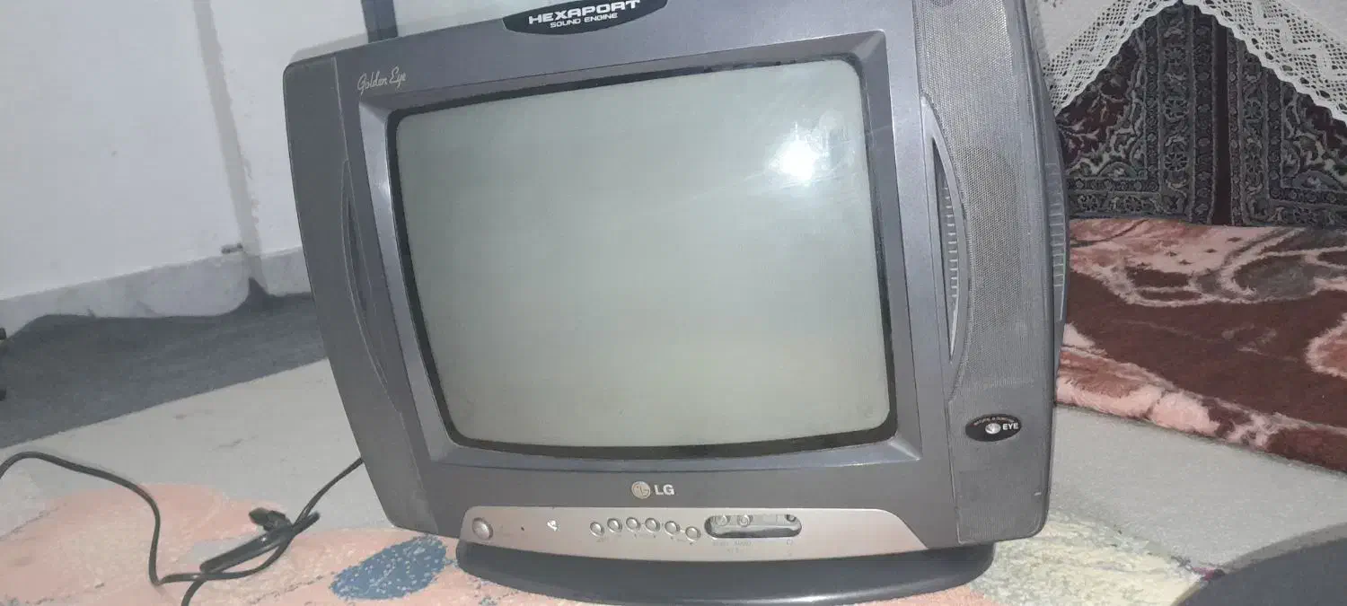 تلویزیون ۱۴ اینچ ال جی|تلویزیون و پروژکتور|رفسنجان, |دیوار