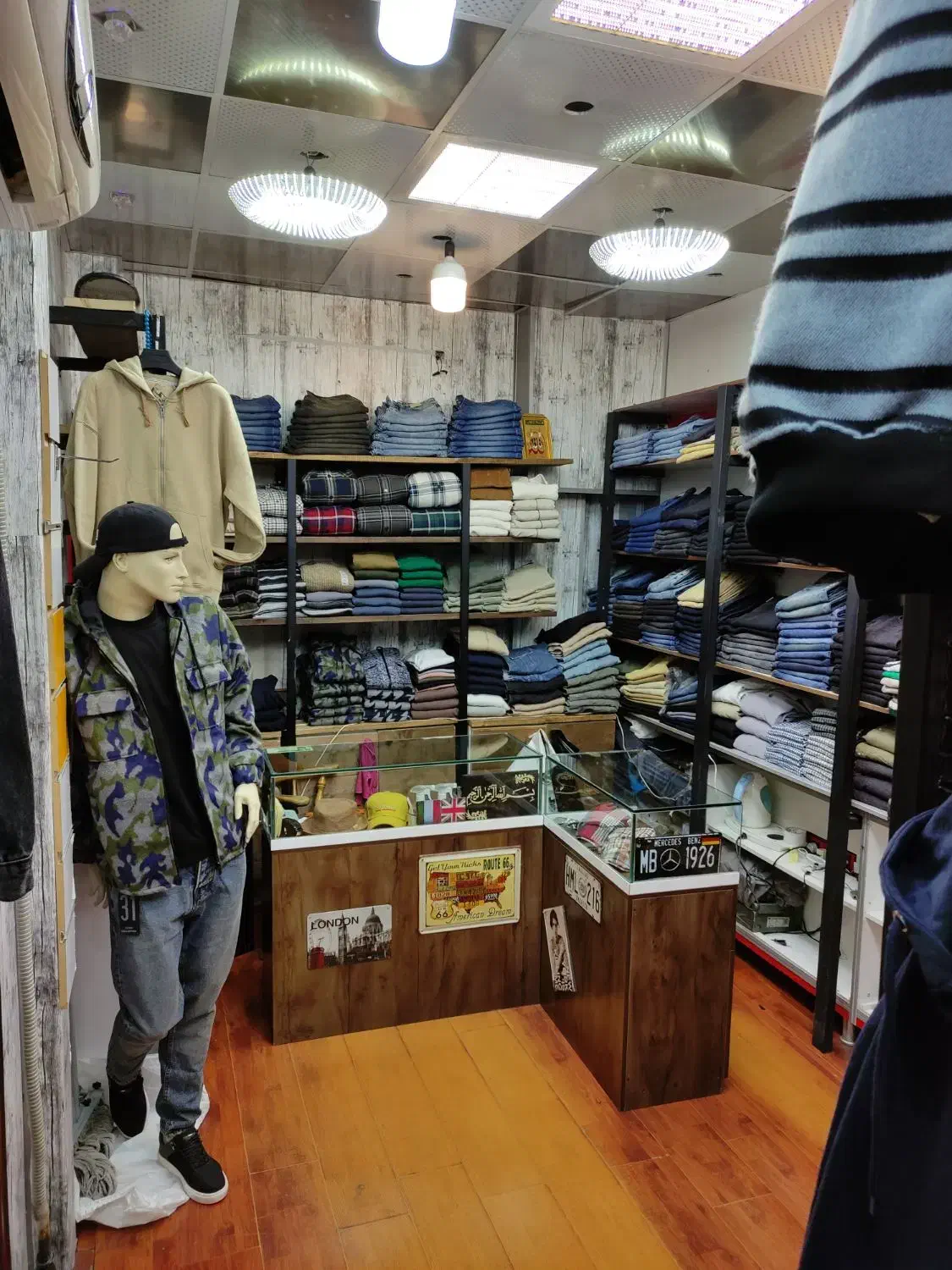 واگذاری مغازه پاساژ ارگ|فروشگاه و مغازه|کرمانشاه, |دیوار