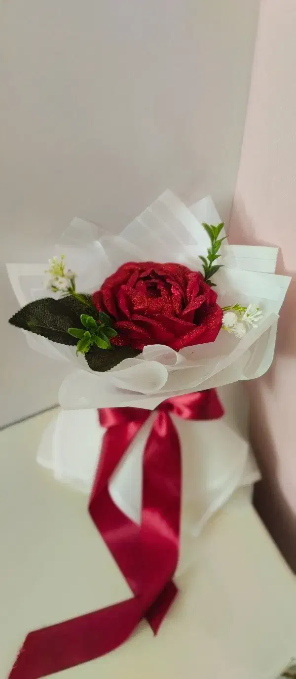 گل ولنتاین|گل مصنوعی|خوی, |دیوار