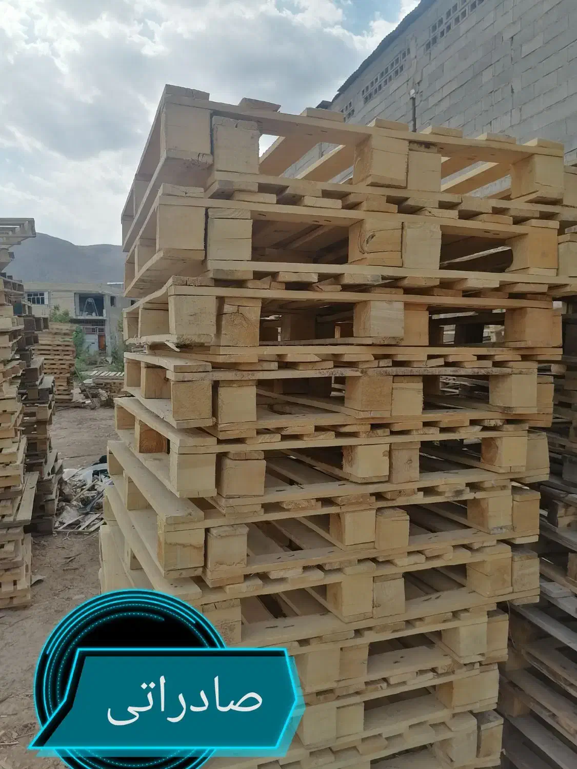 پالت چوبی و باکس چوبی. و..|خدمات پیشه و مهارت|شیراز, میانرود|دیوار