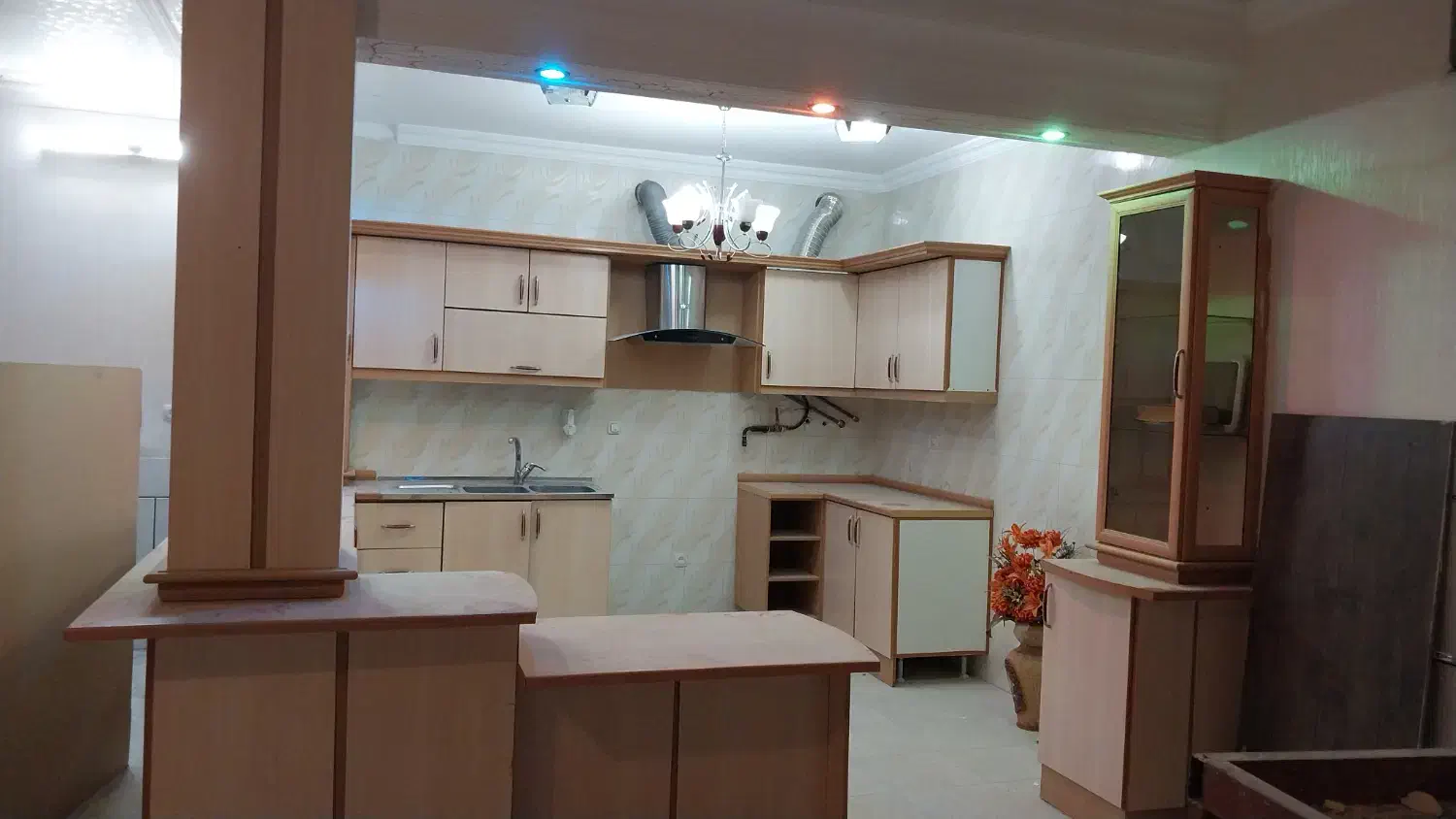 کابینت دست دوم|مصالح و تجهیزات ساختمان|پیر بکران, |دیوار