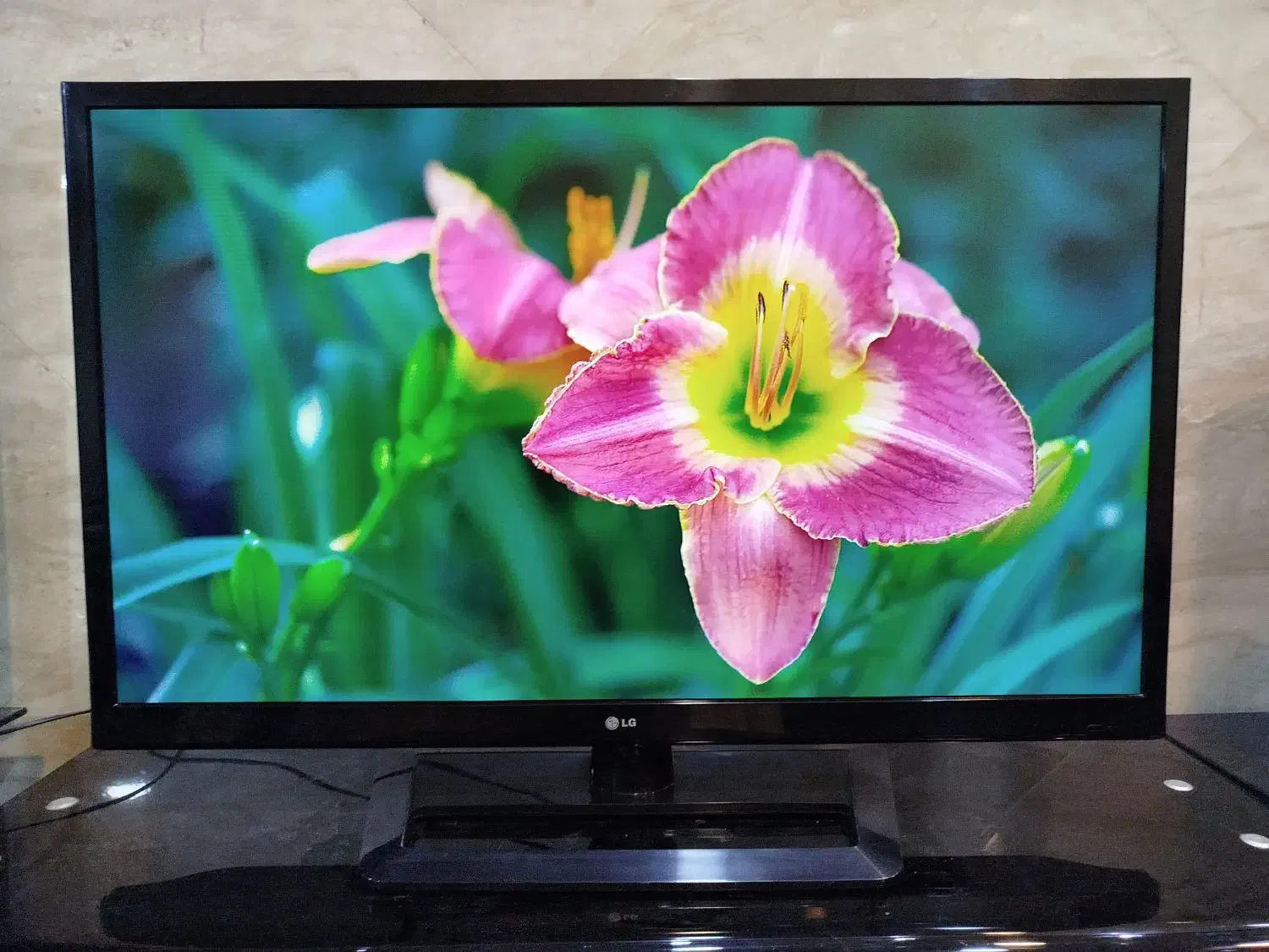 تلویزیون ۴۲ اینچ LG ال ای دی 42LS46100|تلویزیون و پروژکتور|ساوه, |دیوار