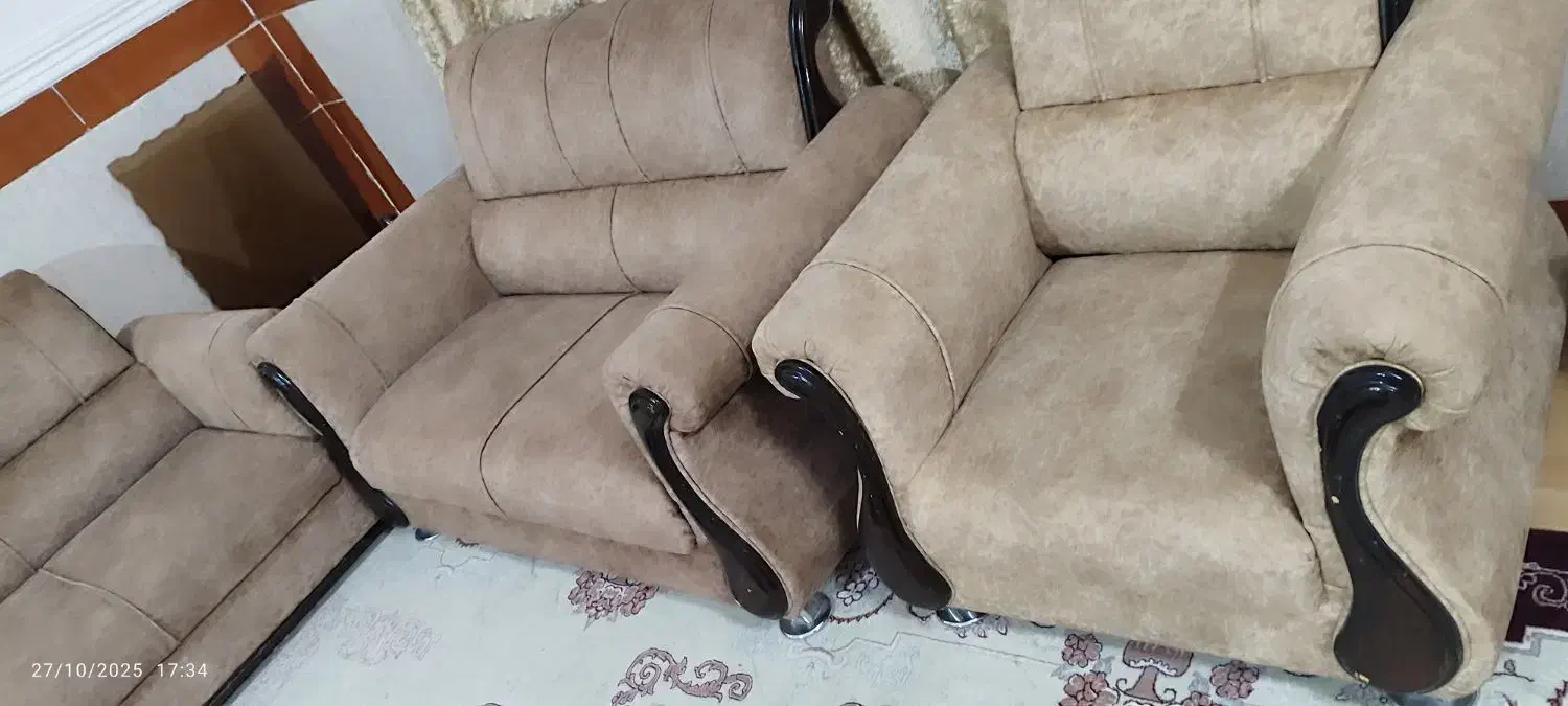 مبل راحتی ترو تمیز|مبلمان خانگی و میز عسلی|ایرانشهر, |دیوار