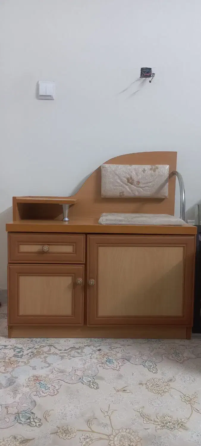 میز تلفن|میز تلفن|سمنان, |دیوار