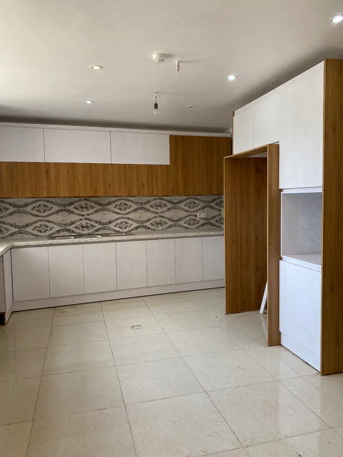 اپارتمان ۹۱متری نوساز شیک‌فروش فوری|فروش آپارتمان|کرج, حصار سرجوب|دیوار