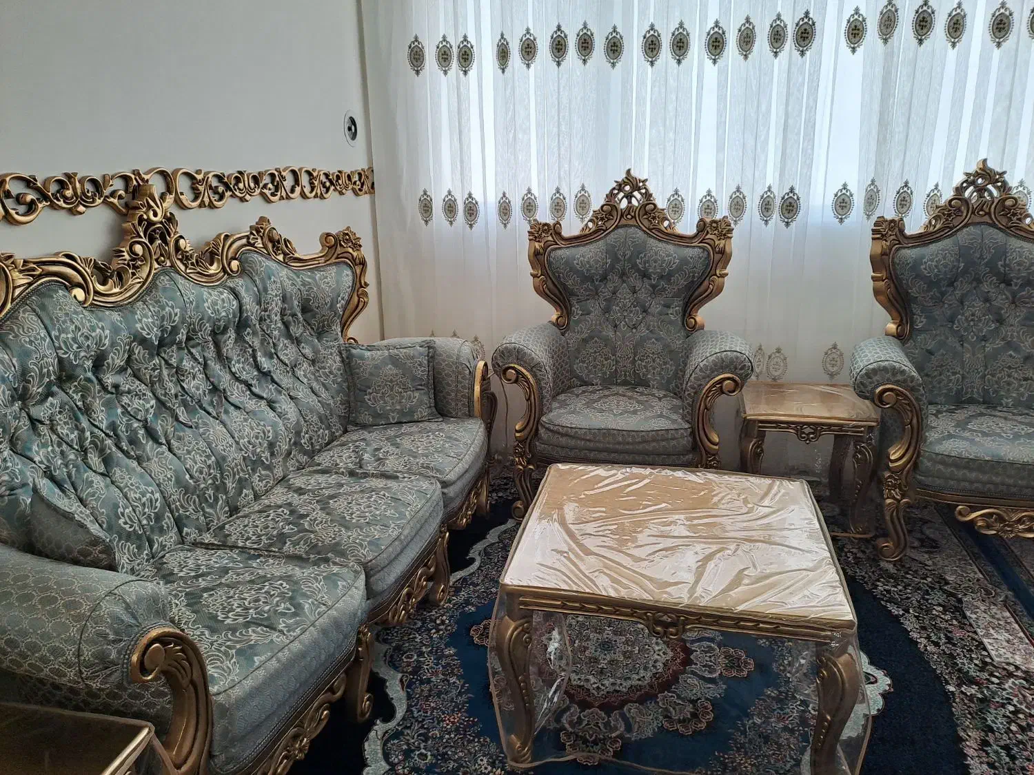 مبل چوب گردو|مبلمان خانگی و میز عسلی|قم, باغ شریفی|دیوار