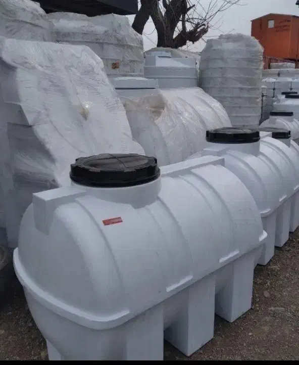 پمپ و مخزن .|مصالح و تجهیزات ساختمان|شیروان (خراسان), |دیوار