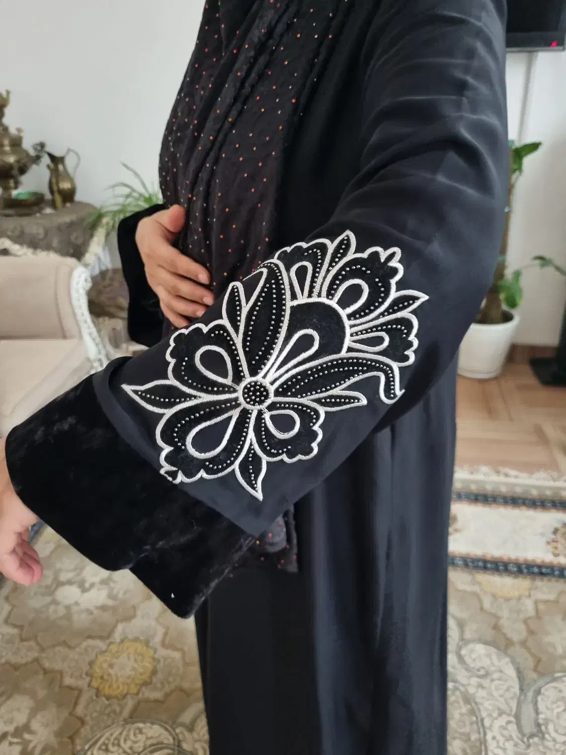 مانتو کاملا نو|لباس|تهران, خواجه نظام الملک|دیوار