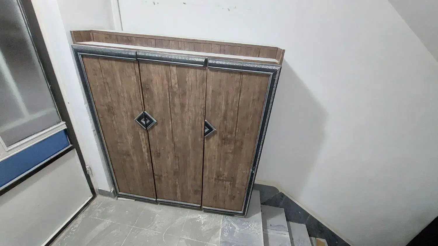 جاکفشی بزرگ و جادار|جاکفشی، کمد، دراور|اسدآباد, |دیوار