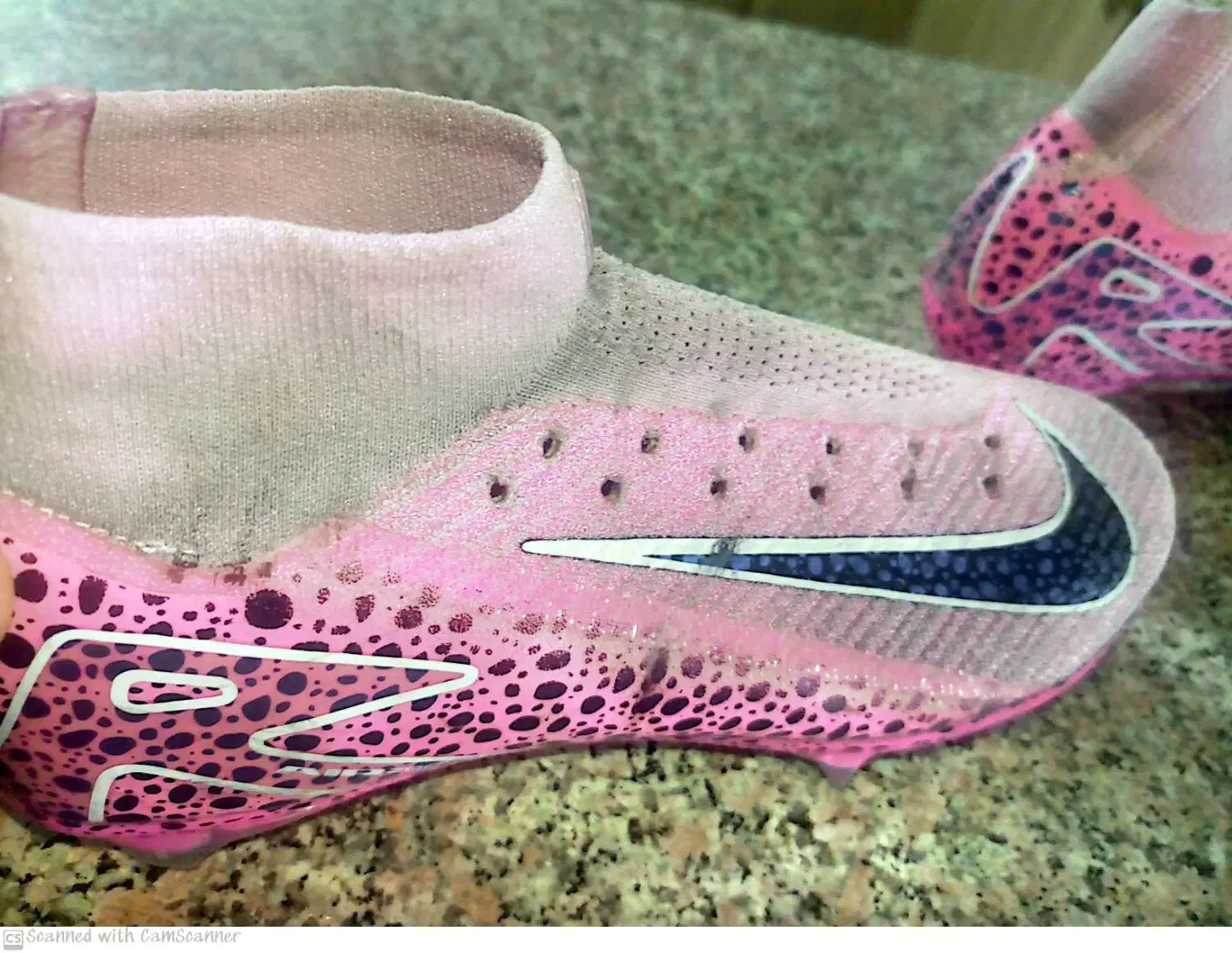 کفش فوتبال نایک ایرزوم ویپور16سایز 39/40/40.5|کیف، کفش، کمربند|کرمان, |دیوار