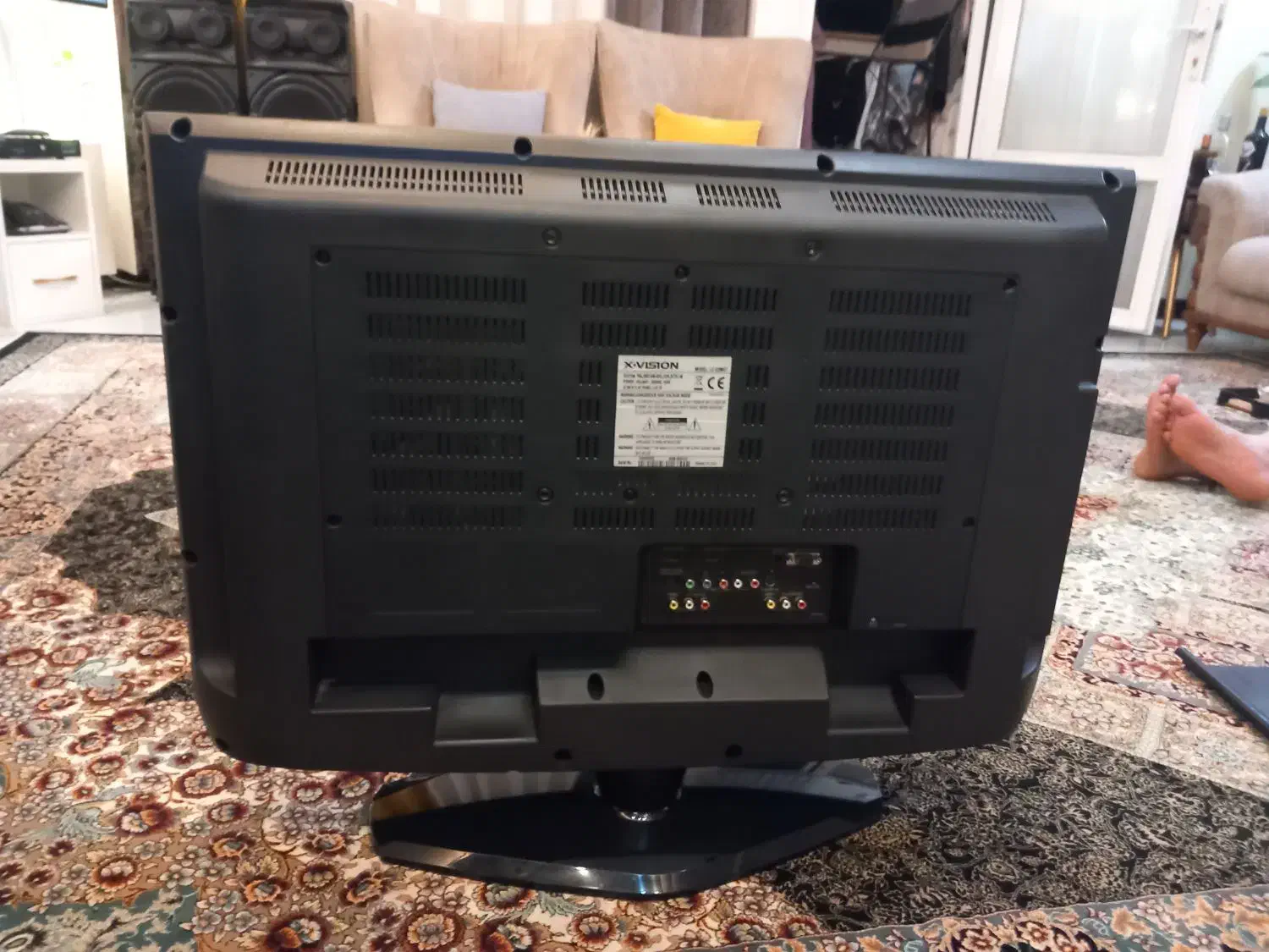 تلوزیون ۳۲اینچ|تلویزیون و پروژکتور|شاهینشهر, طالقانی|دیوار