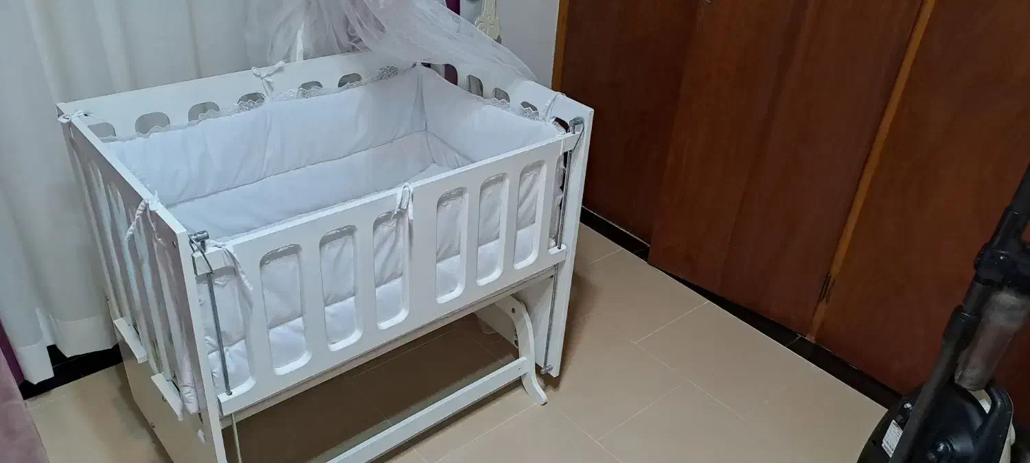 گهواره وتخت کنارمادر۳۵۰۰۰۰۰ هزارتومان|تخت و صندلی بچه|تنکابن, |دیوار