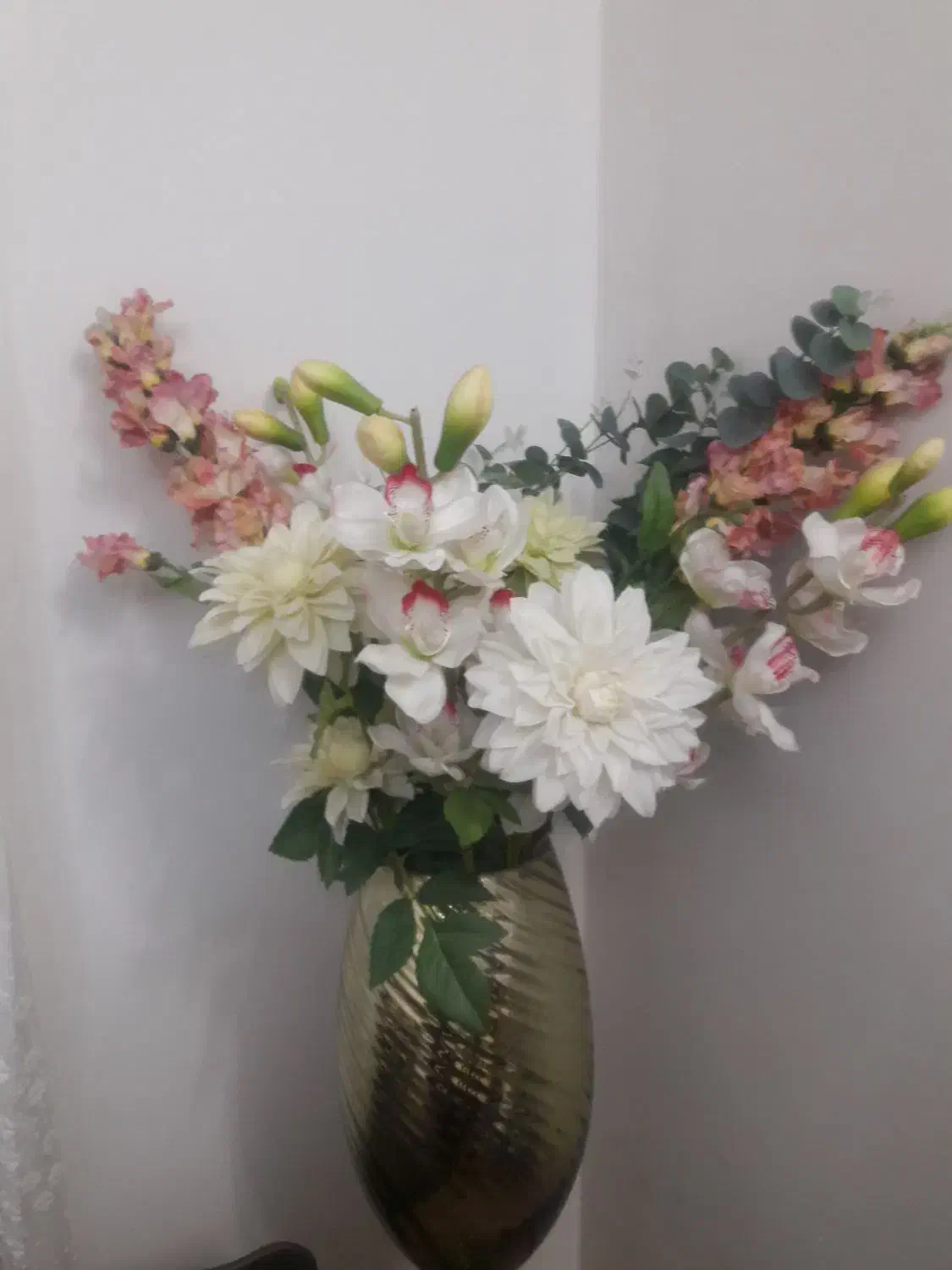 گل مصنوعی|گل مصنوعی|پرند, فاز ۵|دیوار