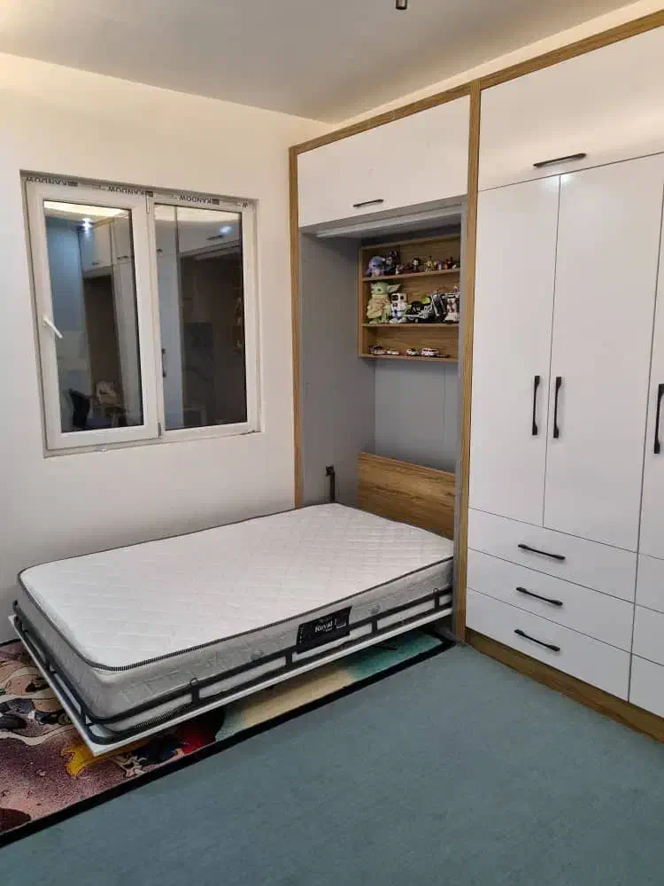 کمد دیواری و تخت تاشو|جاکفشی، کمد، دراور|شهریار, شهرک وائین|دیوار