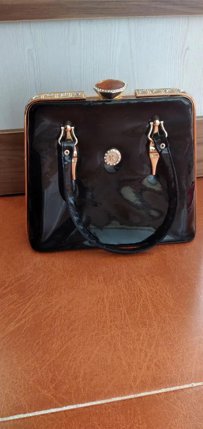 دوعدد کیف|کیف، کفش، کمربند|اردبیل, |دیوار