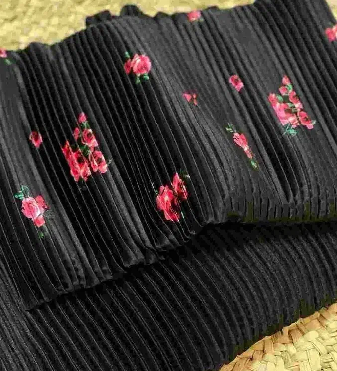 طاقه پارچه ساتن پلیسه ال ایکس متری ۱۴۵ تومن|عمده‌فروشی|مشهد, سجاد شهر|دیوار