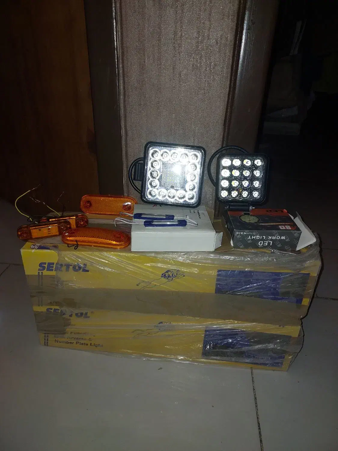 لوازم ایسوزو ۶ تن 89 Abc|قطعات یدکی و لوازم جانبی|اصفهان, الهیه|دیوار