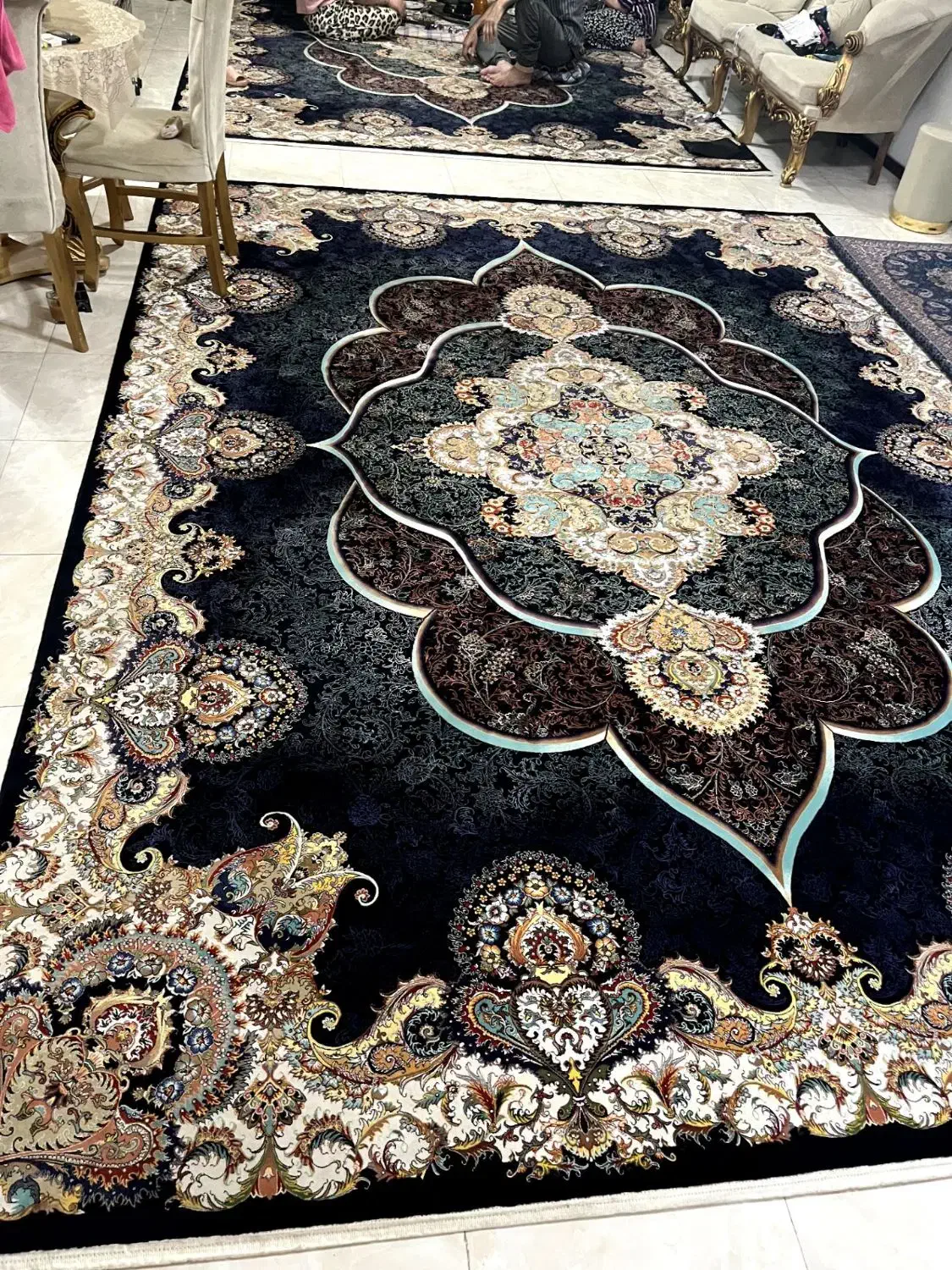 دو تخته فرش 12متری هزار شانه|فرش|چهارباغ, |دیوار