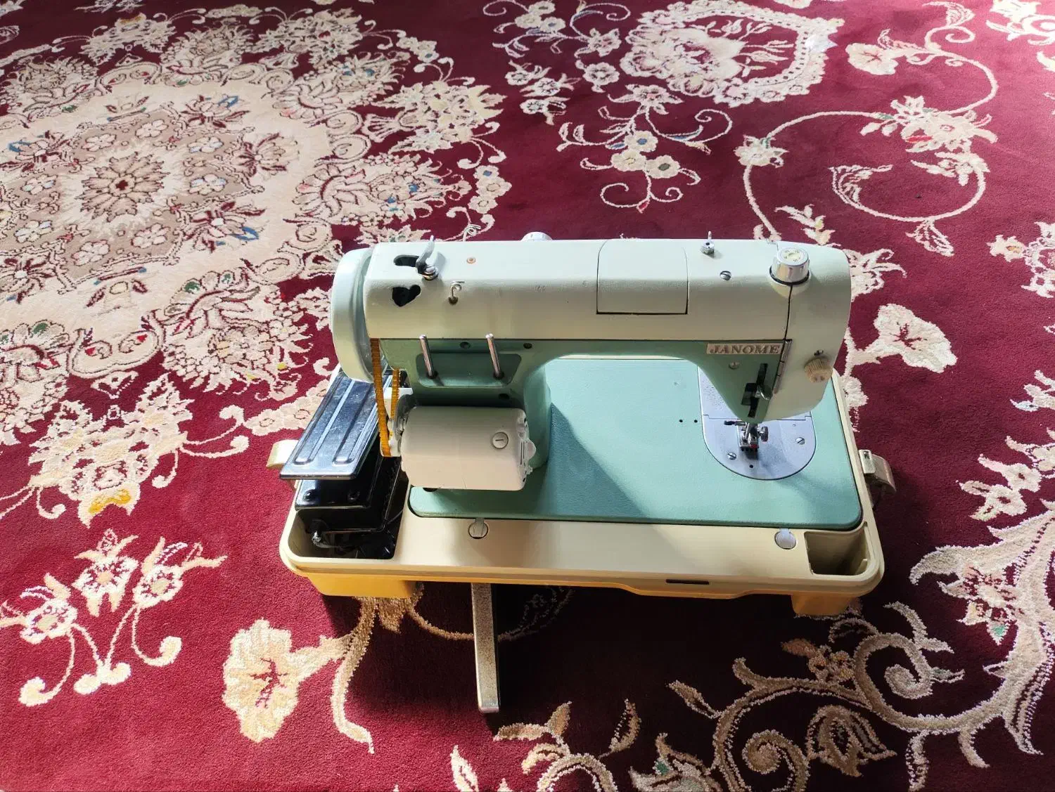 چرخ مدل ۶۷۰ ژاپن|چرخ خیاطی و ریسندگی|زابل, |دیوار