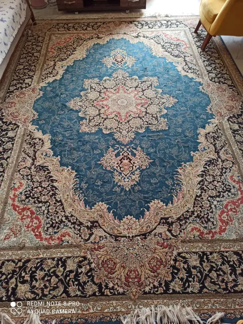 دو تخته فرش ۹ متری طرح ابریشم فرهی ۱۲۰۰ شانه|فرش|لنگرود, |دیوار