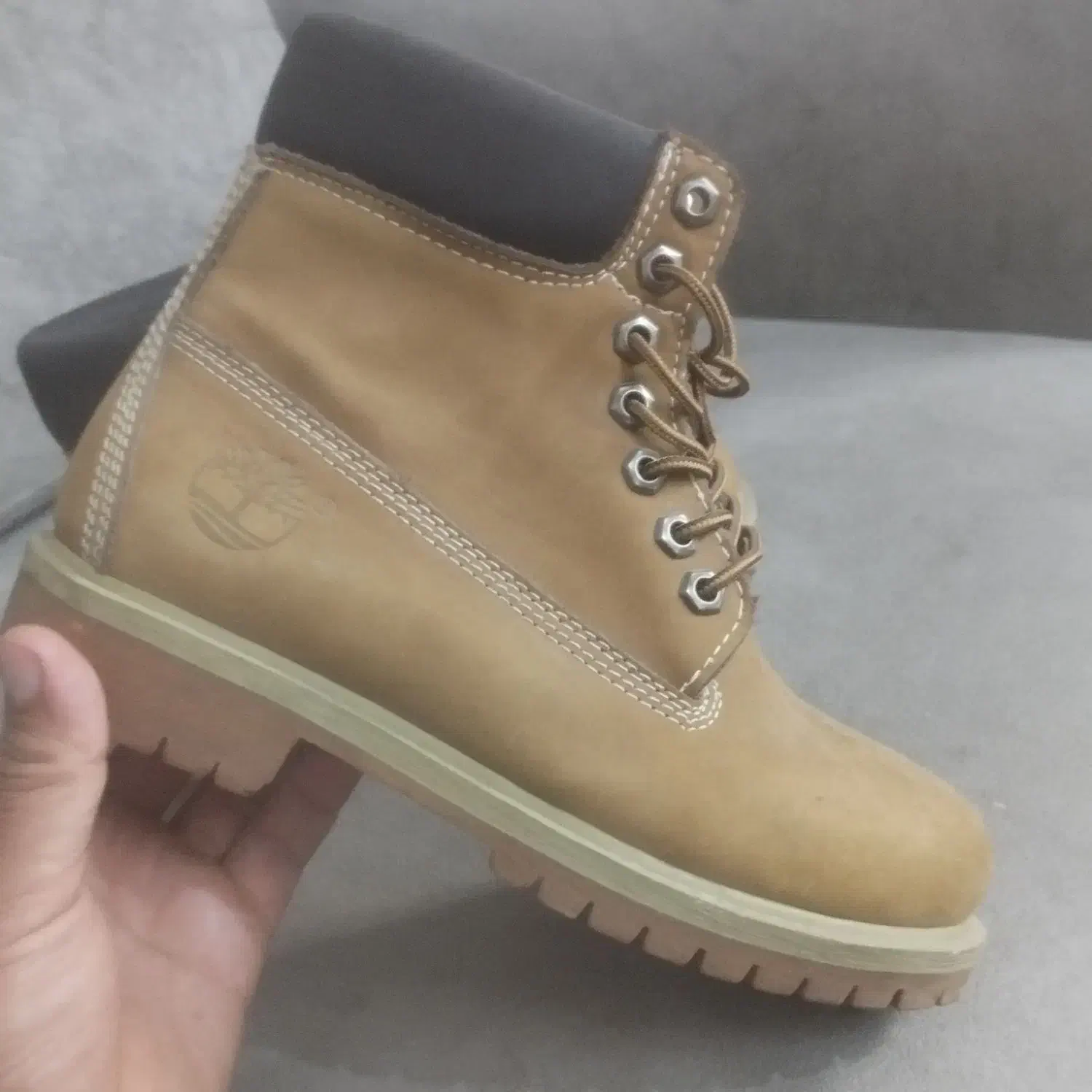 بوت Original Timberland شتری|کیف، کفش، کمربند|نیشابور, فردوسی جنوبی|دیوار