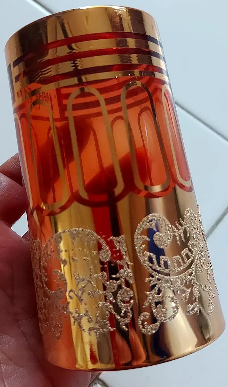 لیوان|ظروف سرو و پذیرایی|بابل, |دیوار