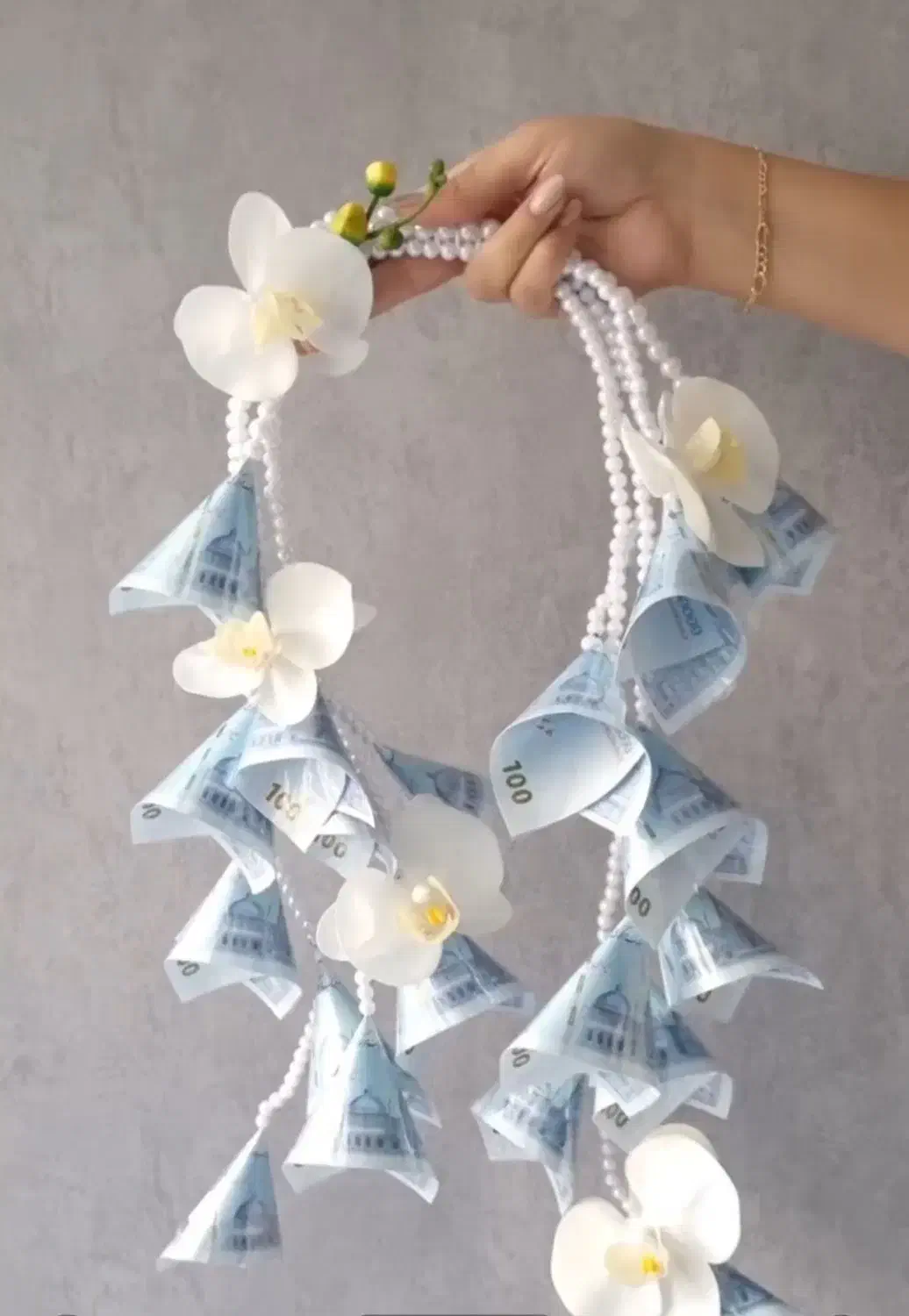 دسته گل عروس|صنایع دستی و سایر لوازم تزئینی|بهار, |دیوار