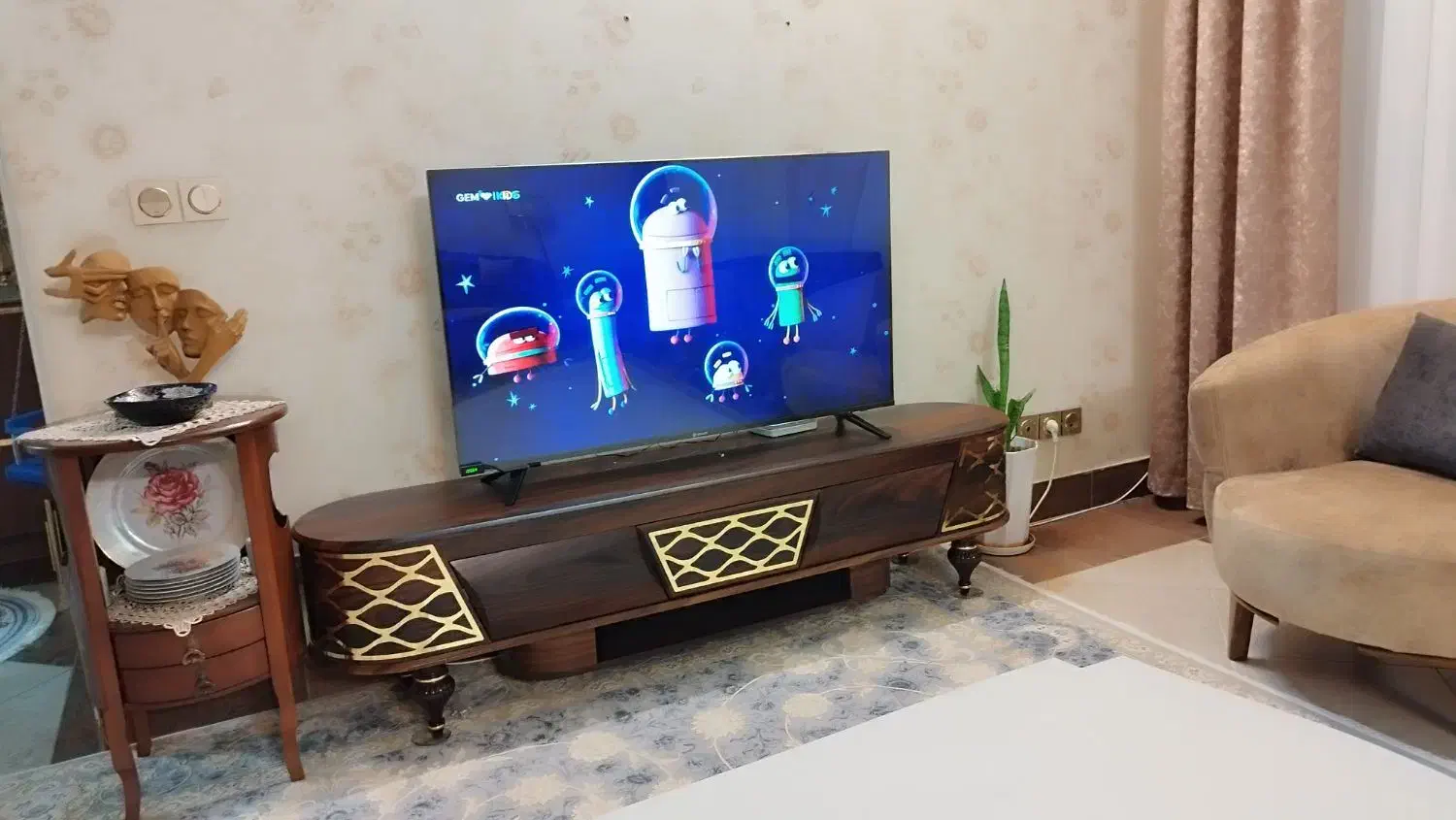 میز تلویزیون|میز تلویزیون|بروجرد, |دیوار