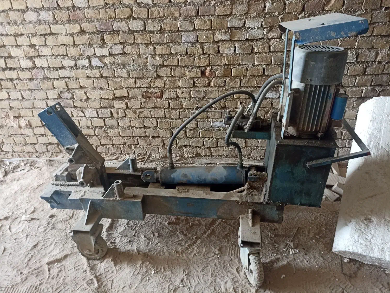 قیچی آرماتور بندی|ماشین‌آلات صنعتی|سبزوار, چهارراه فرودگاه|دیوار