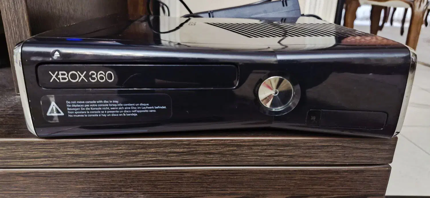 ایکس باکس 360 همراه با کینکت|کنسول، بازی ویدئویی و آنلاین|تهران, والفجر|دیوار