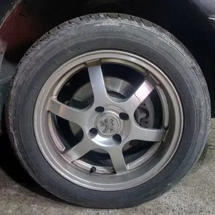 رینگ لاستیک ۱۶|قطعات یدکی و لوازم جانبی|خمام, |دیوار