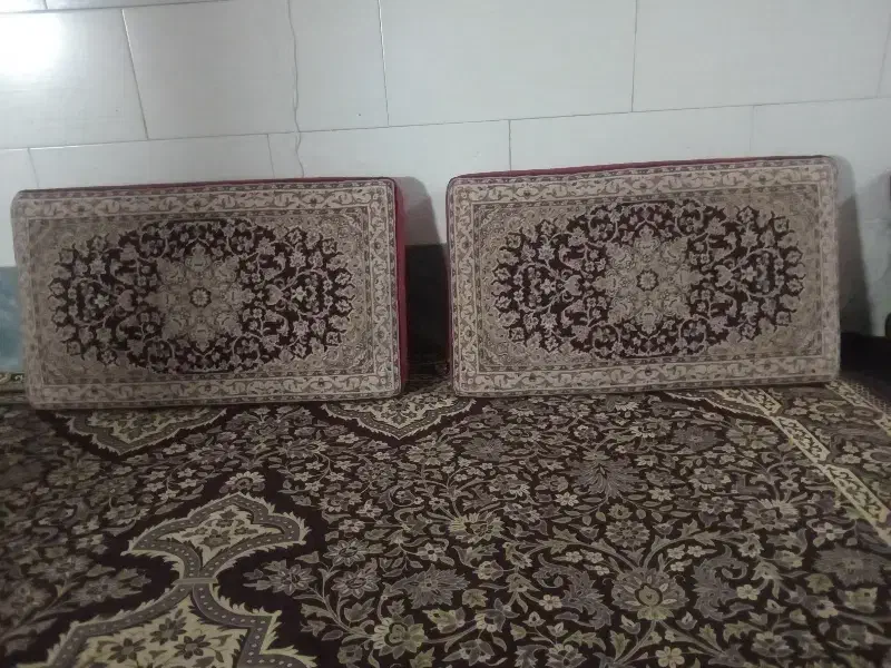 ۶عدد پشتی|پشتی|قم, نوبهار|دیوار