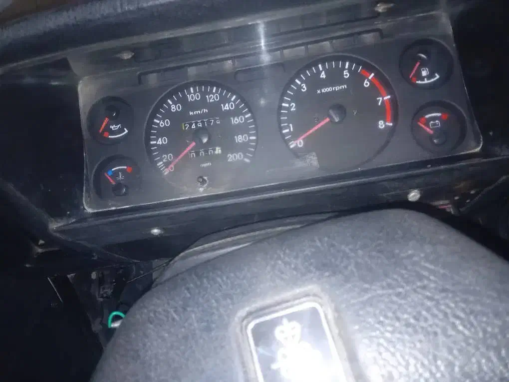 پیکان وانت مدل ۸۳|خودرو سواری و وانت|اصفهان, اصفهانک|دیوار