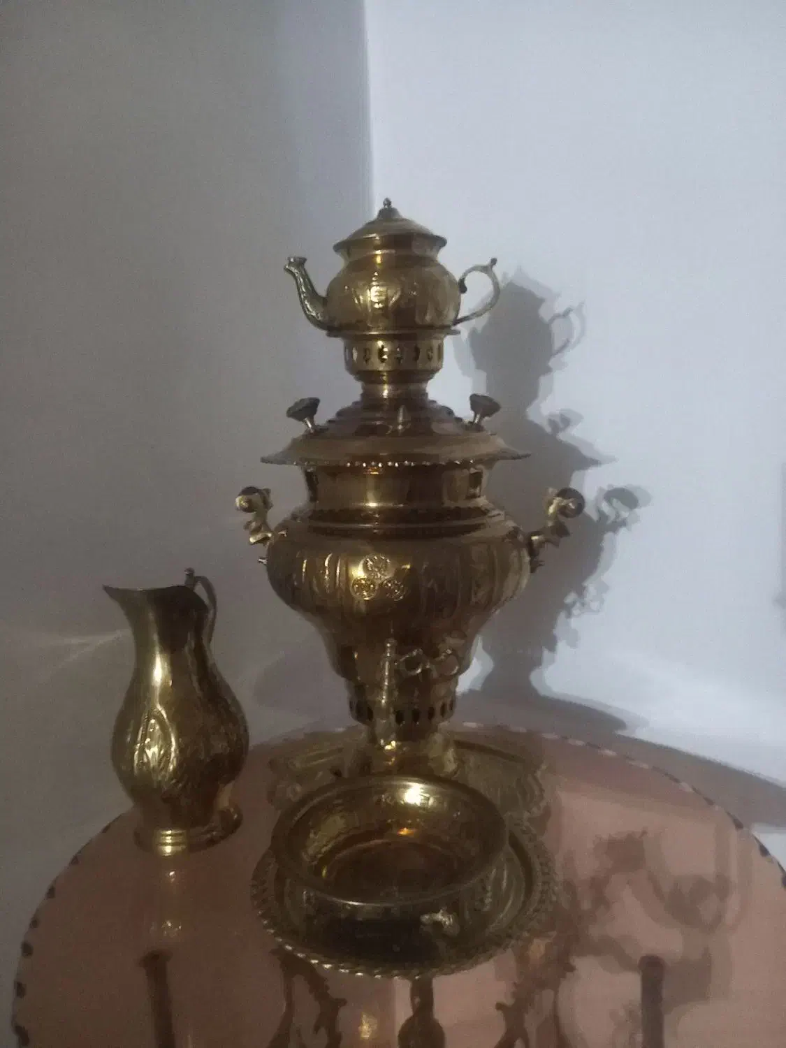 سماور برنجی ۶لیتری درحدنووسالم|صنایع دستی و سایر لوازم تزئینی|نسیم‌شهر, |دیوار