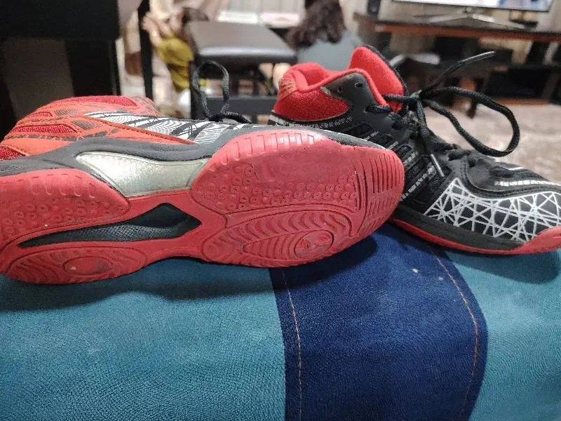 کفش بسکتبال|کفش و لباس بچه|بوشهر, |دیوار