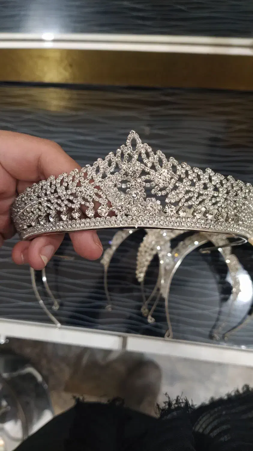 تخفیف ویژه ارزان لباس عروس و تاج عروس ارزان|لباس|خرمآباد, |دیوار