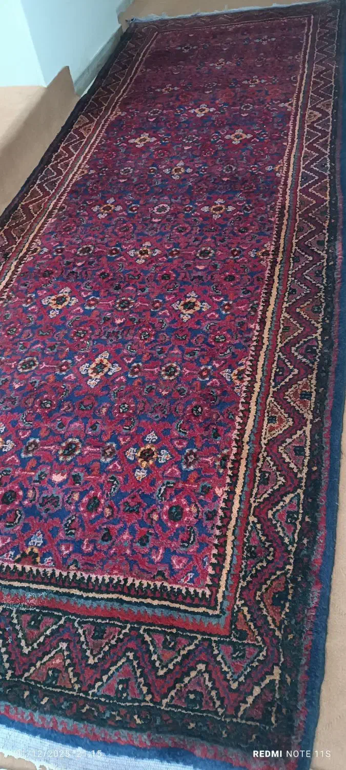 فرش کناره دستباف قدیمی(عتیقه)|فرش|قم, پردیسان|دیوار